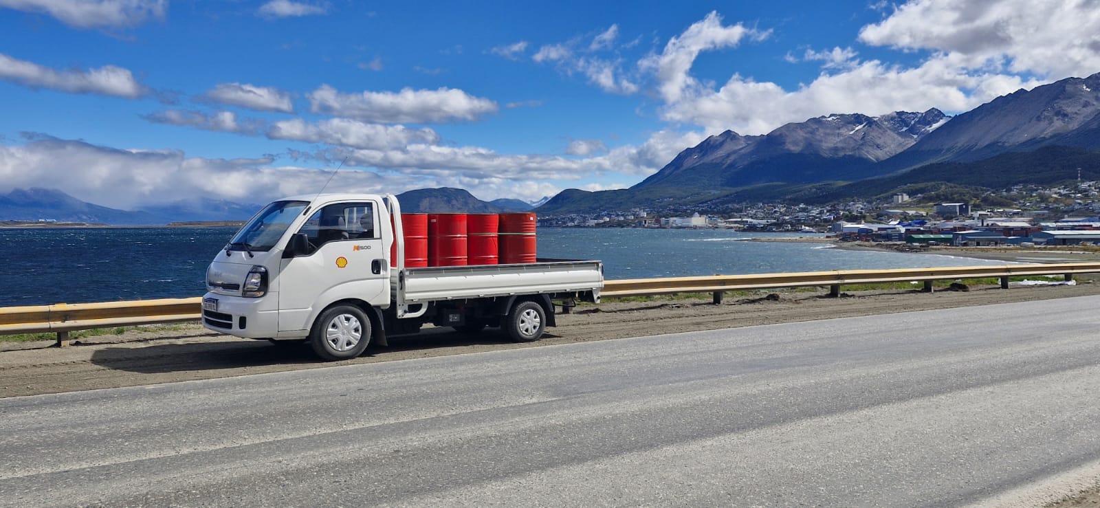Petrofueguina brinda productos y servicios a toda la Patagonia